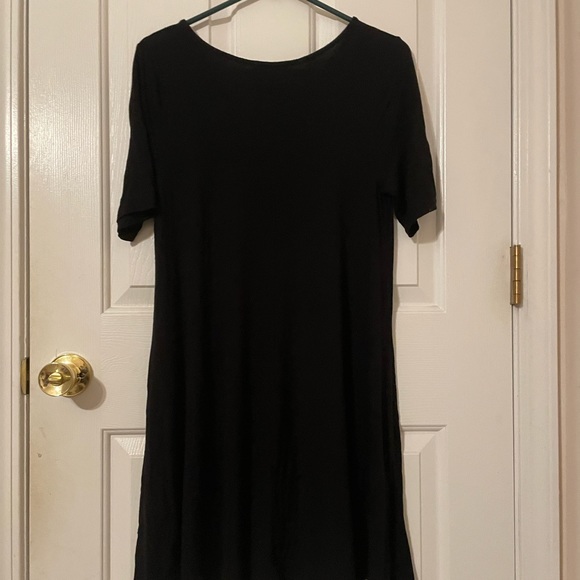 Forever 21 Dresses & Skirts - 3/$15 Forever 21 Black T-Shirt Dress